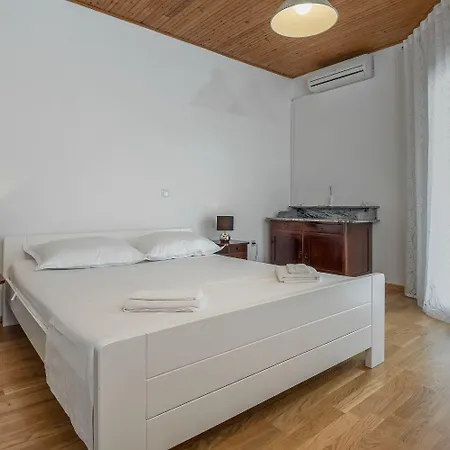Milica Apartment